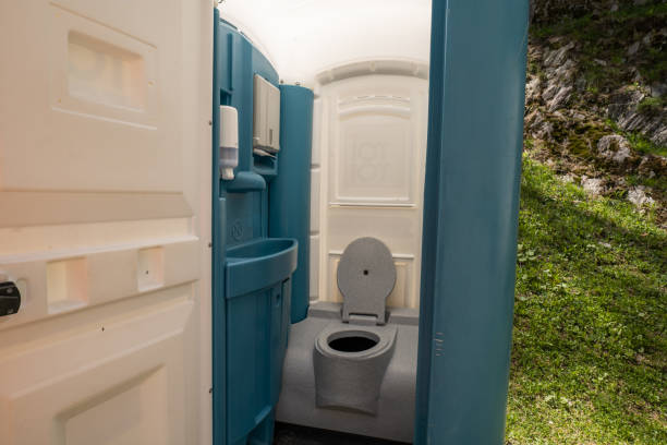 Best Porta potty rental for outdoor events  in Powers Lake, WI
